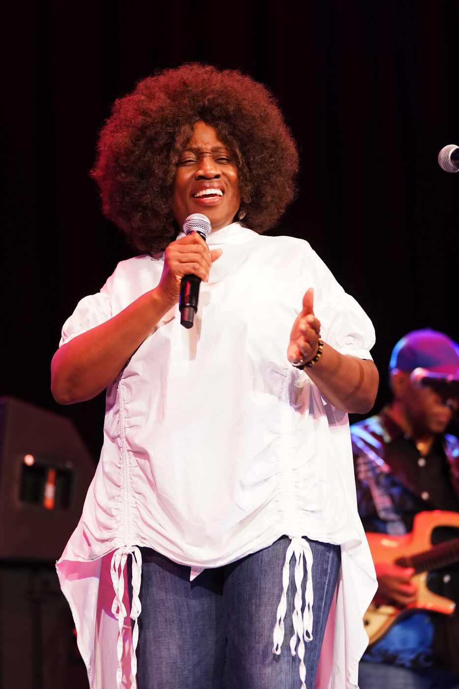 Shelia Slappy singing on stage